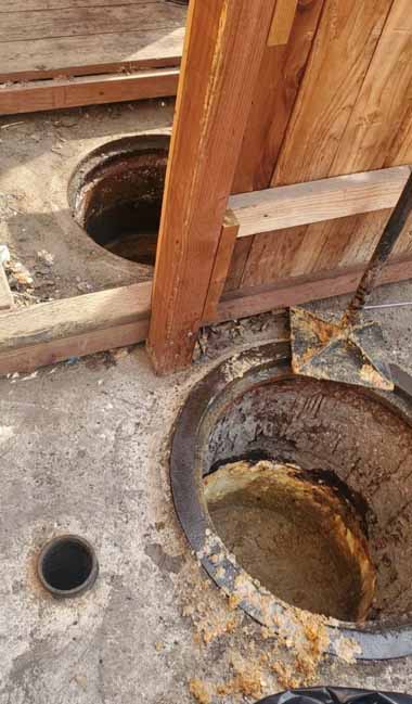 Grease trap pumping service in Brea California. Restaurant grease trap removal.